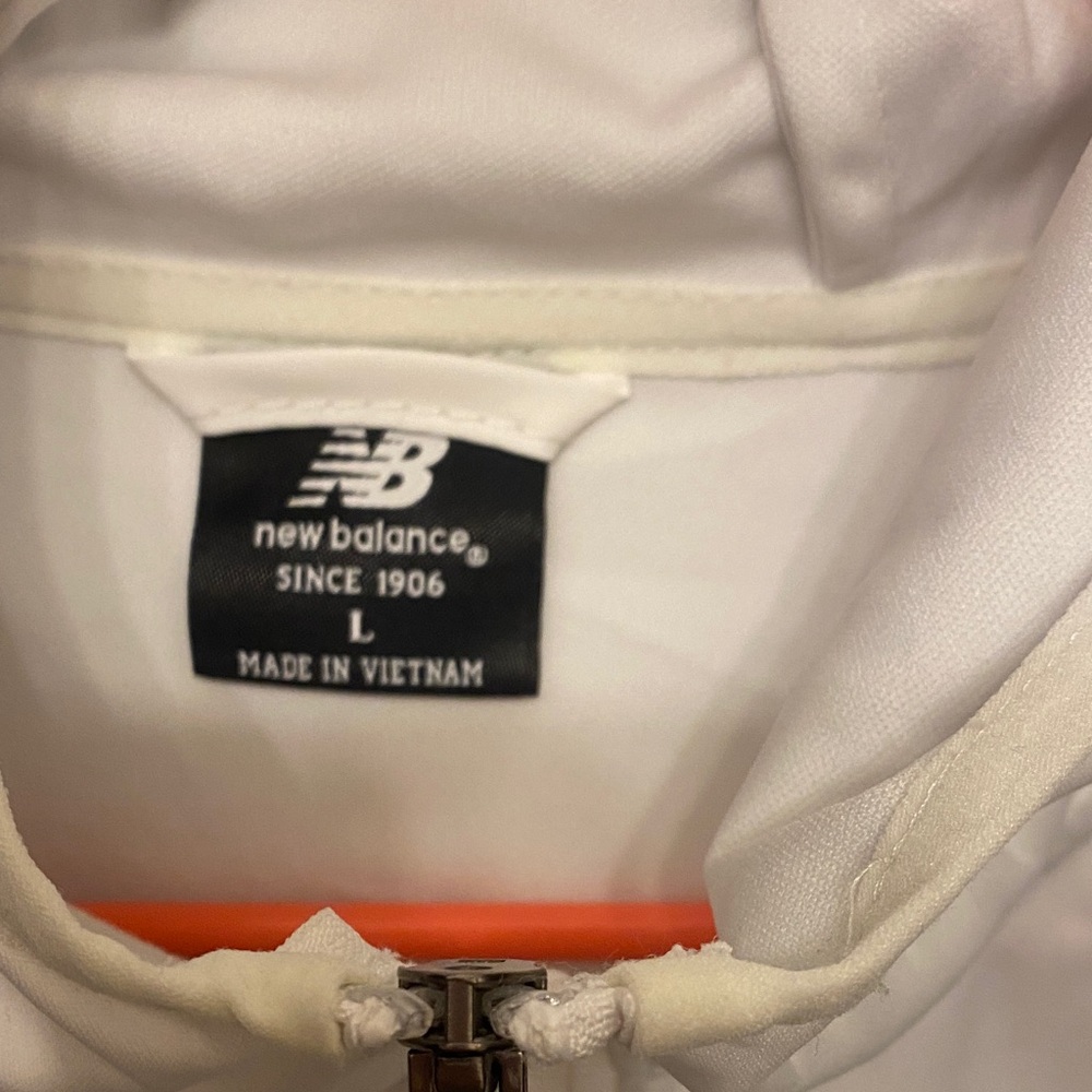 New Balance Light Half-Zip Hoodie - Picture 3 of 5